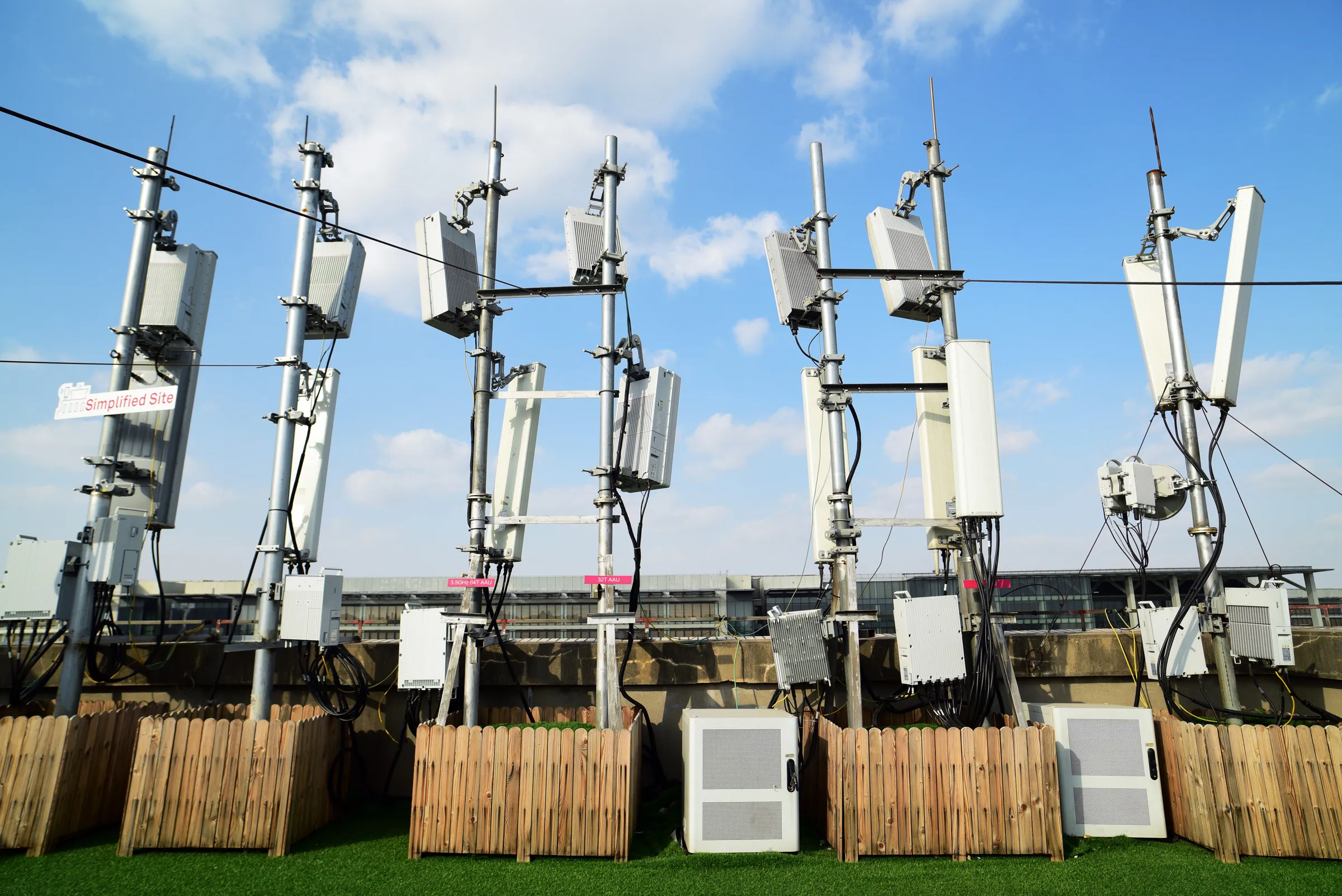 德國(guó) SILVERFIR 銀杉通信電池柜 - 通信基站電池柜